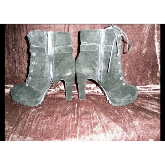 NEW by SHOEDAZZLE, BOOTIES, SIZE 11 MEDIUM VONNE WW, BLACK, SUEDE (HEELS 5"). - Picture 7 of 10